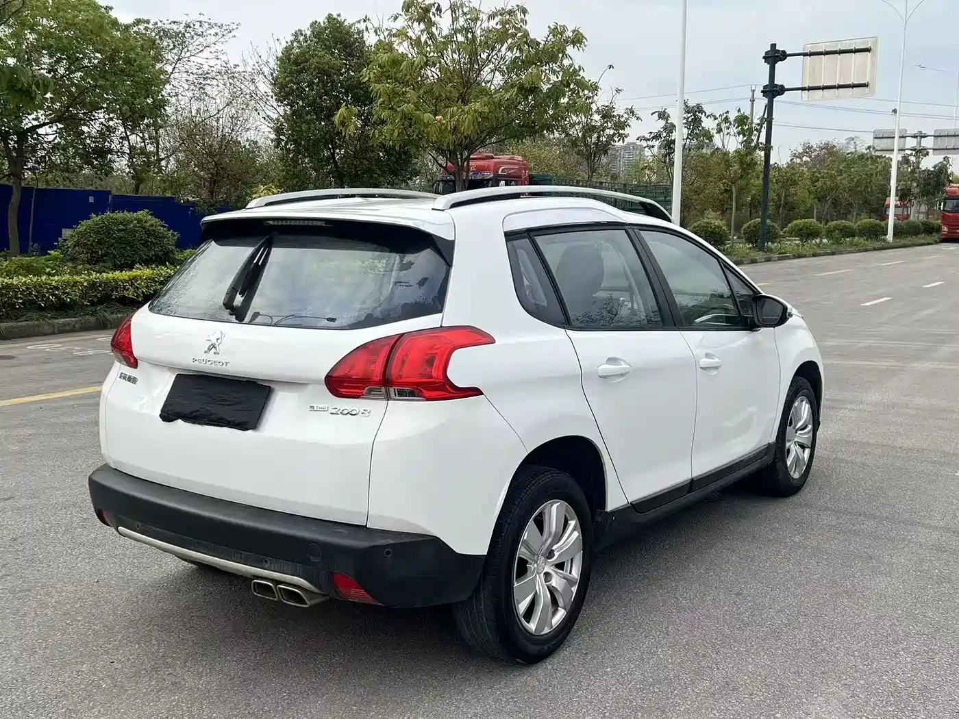 Peugeot 2008 2016 230THP Automatic Pilot фото 7