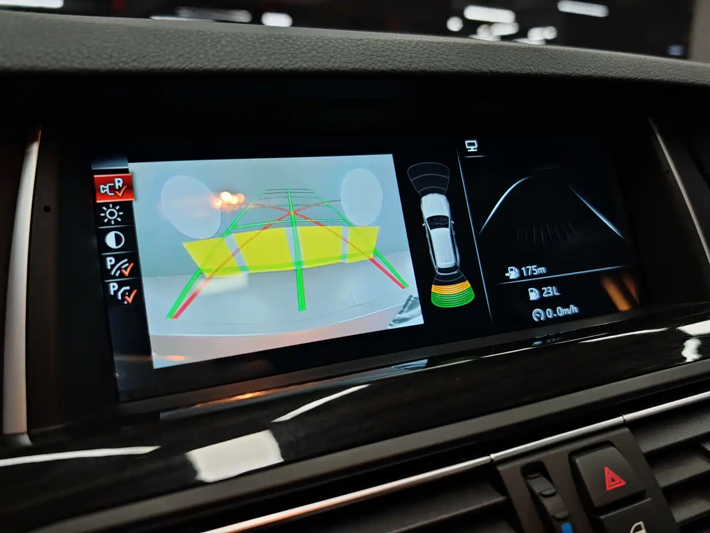 BMW 5 Series (Import) 2014 528i xDrive M Sport Wagon фото 28