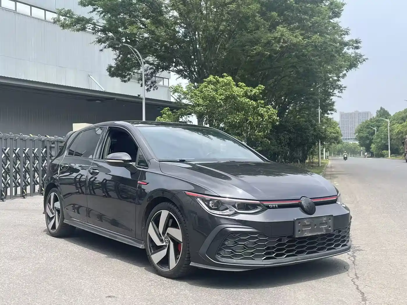 Volkswagen Golf GTI 2021 Facelift 380TSI DSG GTI фото 3