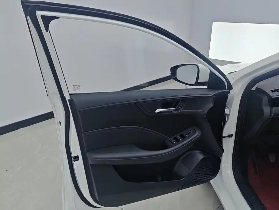 Roewe i5 2026 2026 1.5L Manual Comfort