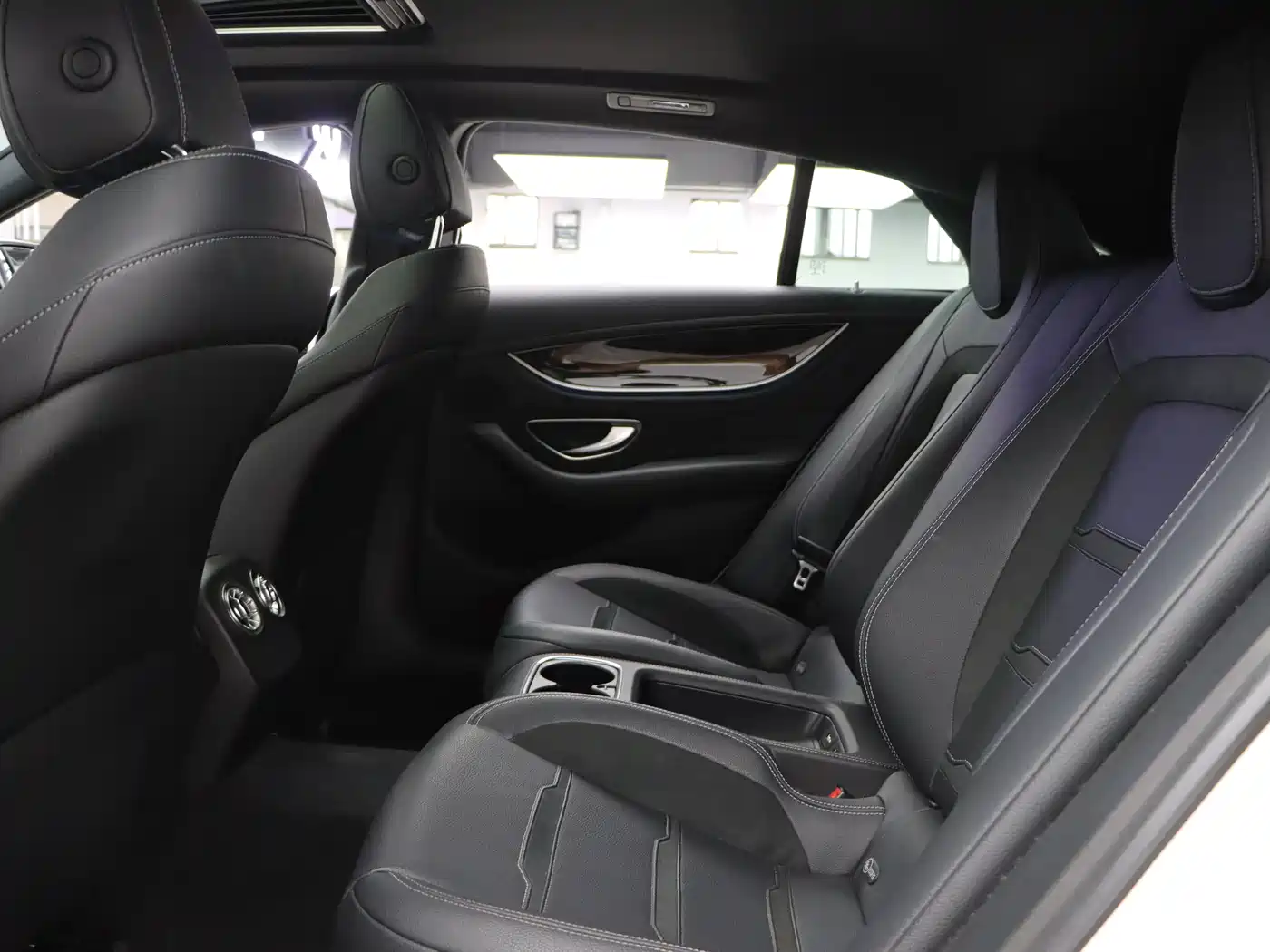 Mercedes-Benz AMG GT 2019 AMG GT 50 4-Door Coupe фото 27