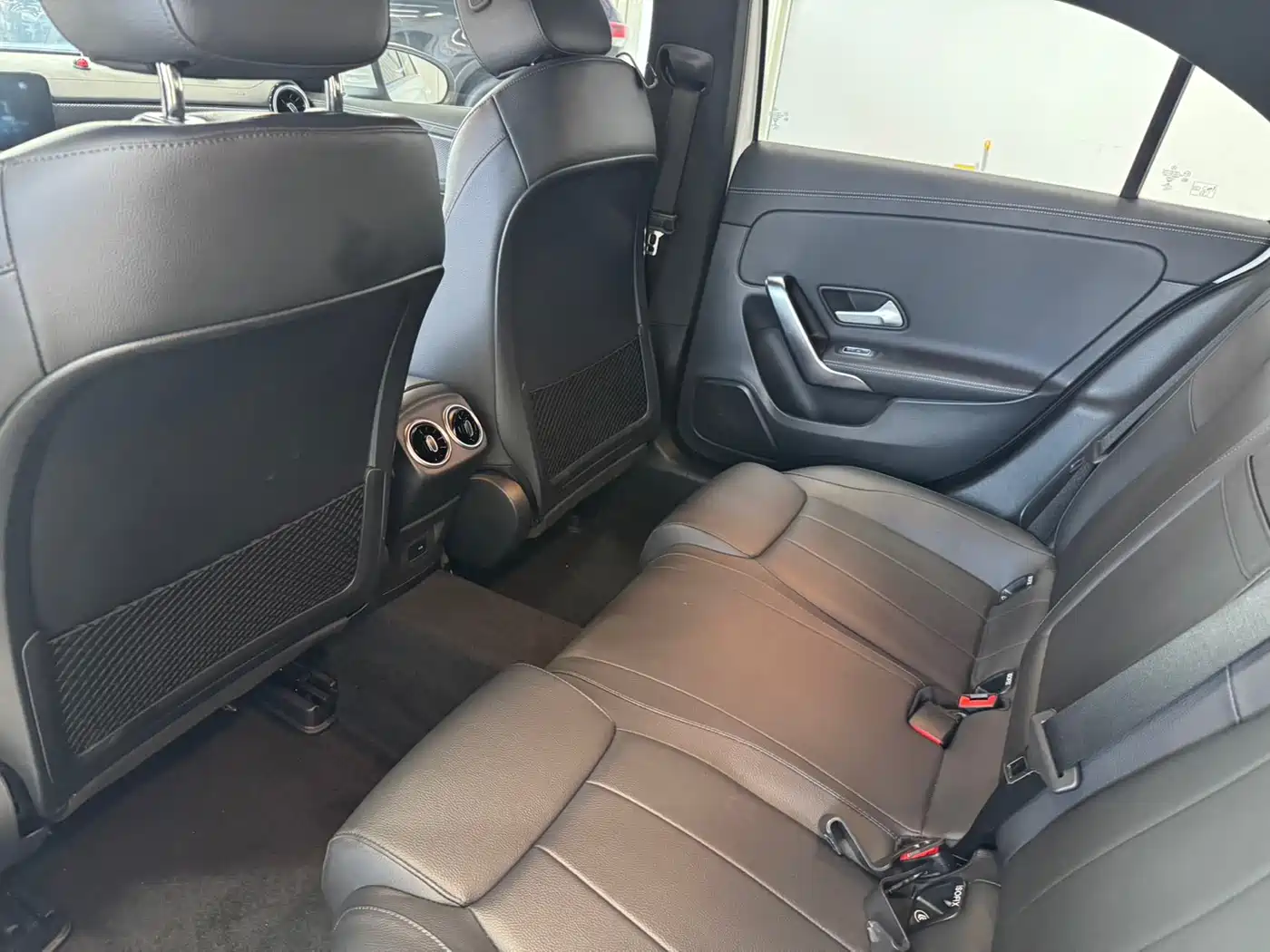 Mercedes-Benz A-Class 2022 A 180 L Sport Sedan фото 10