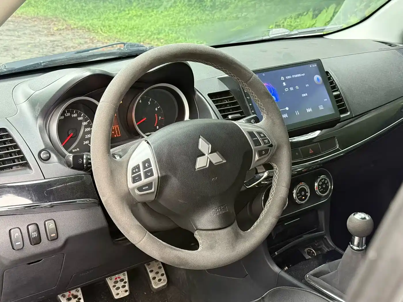 Mitsubishi Lancer EX 2014 2014 Racing Edition 1.8L Manual Comfort