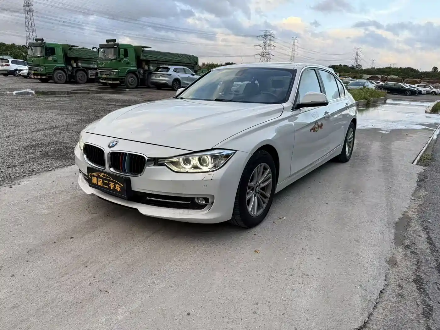 Photo 2 - BMW 3 Series