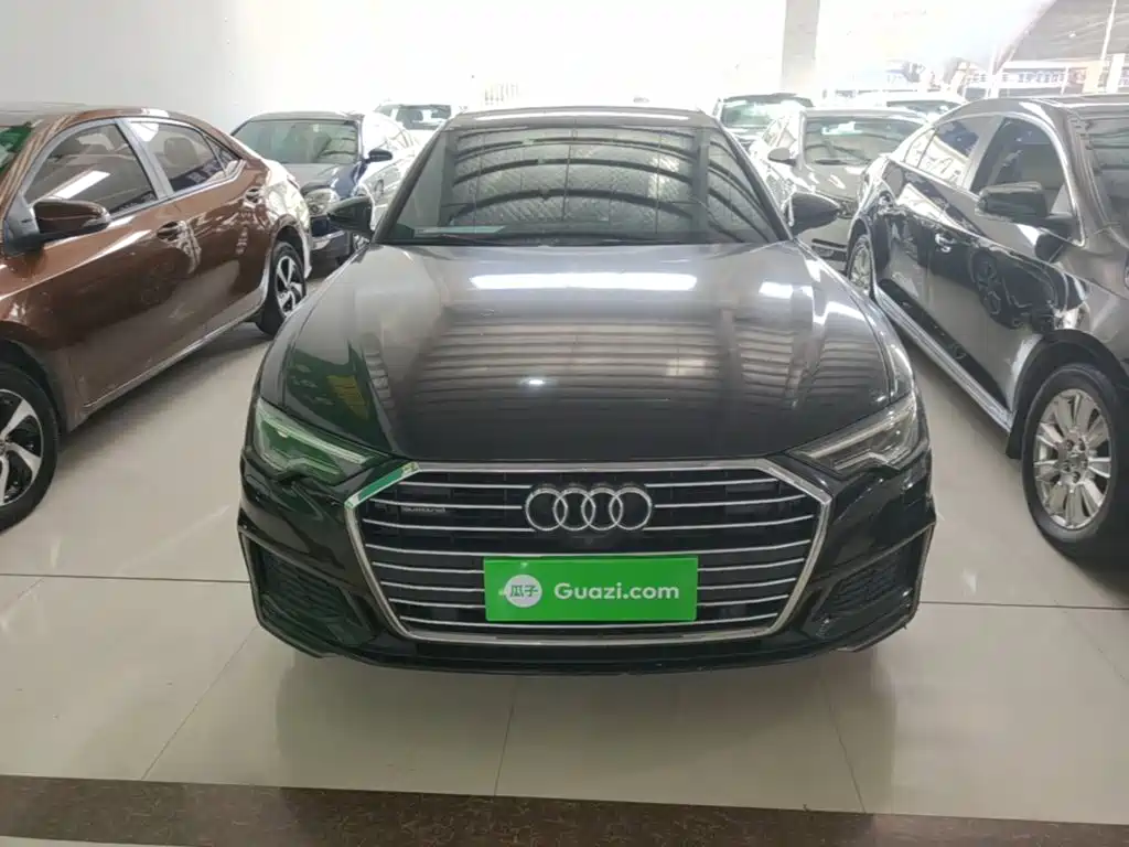 Фото 3 - Audi A6L