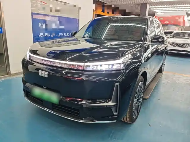 Geely Galaxy Galaxy M9 2025 Base Model