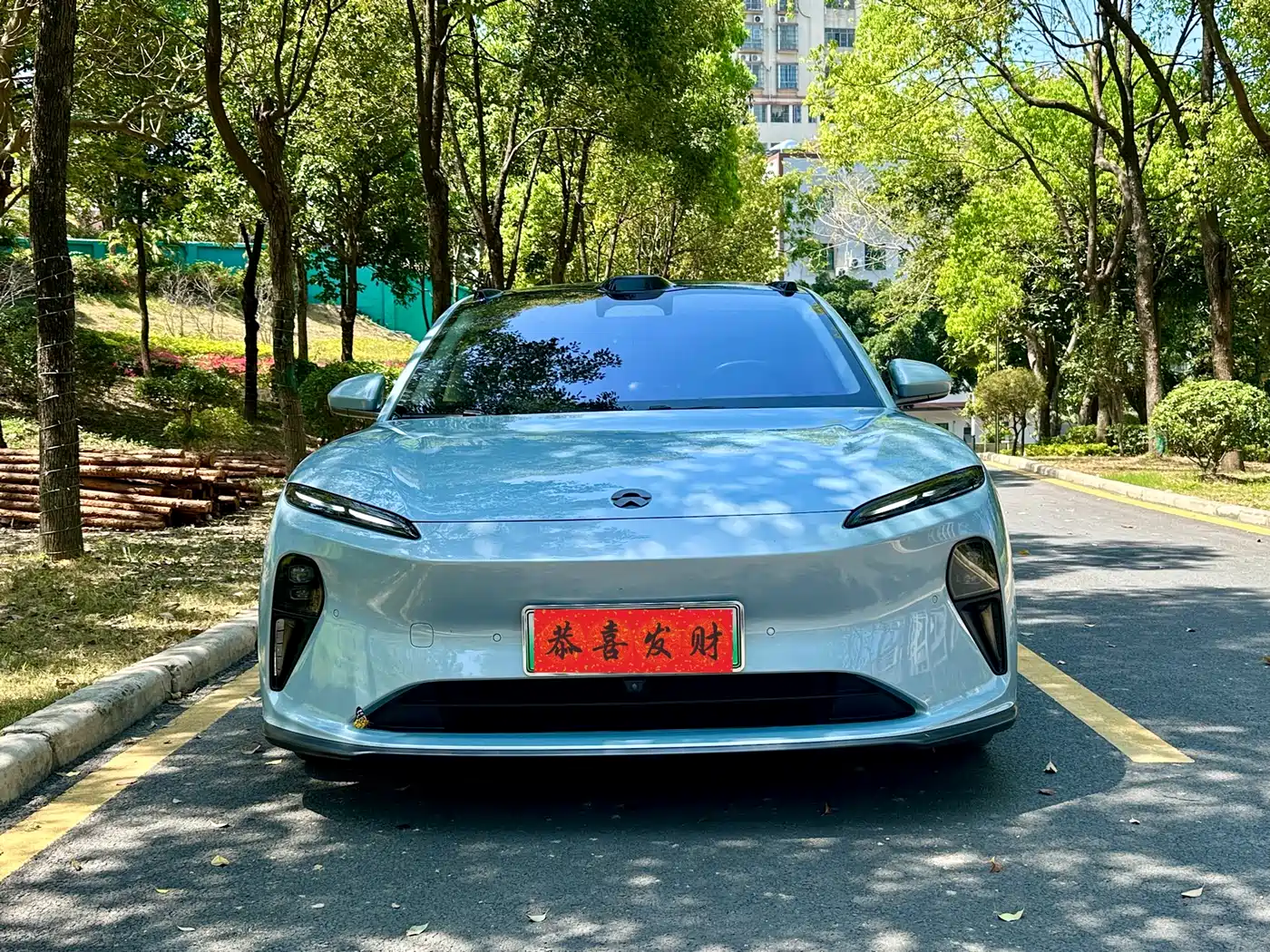 NIO NIO ET5
