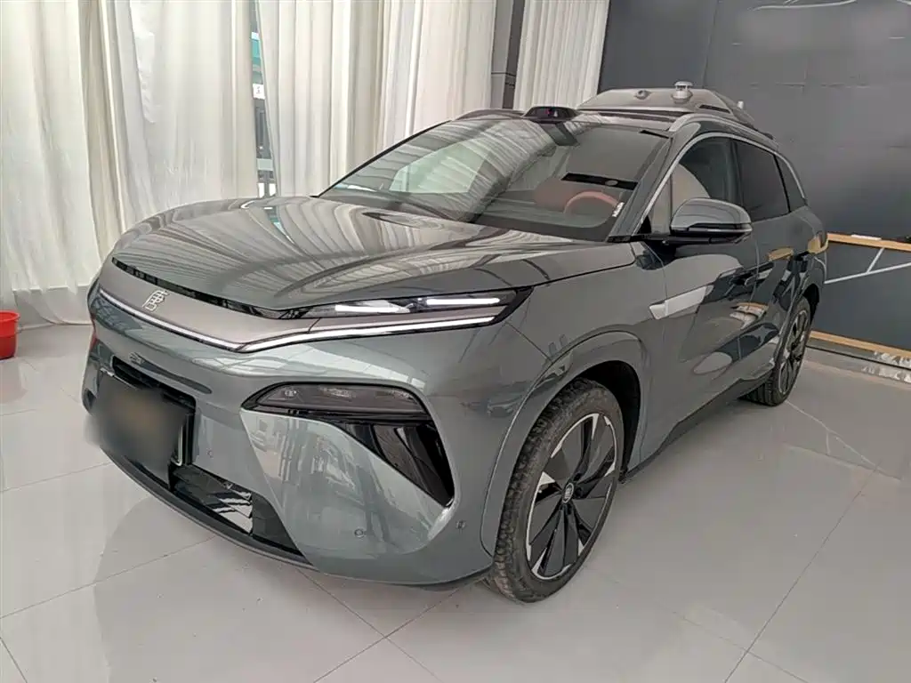 BYD Tang L 2025 DM 175KM Drone Player Edition фото 2