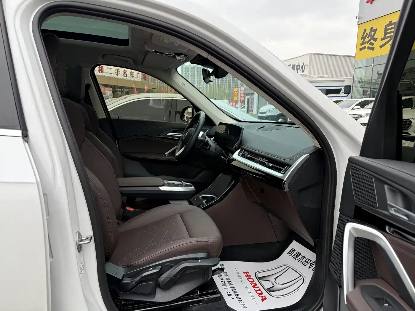 BMW X1 2023 sDrive20Li X Design Package фото 9