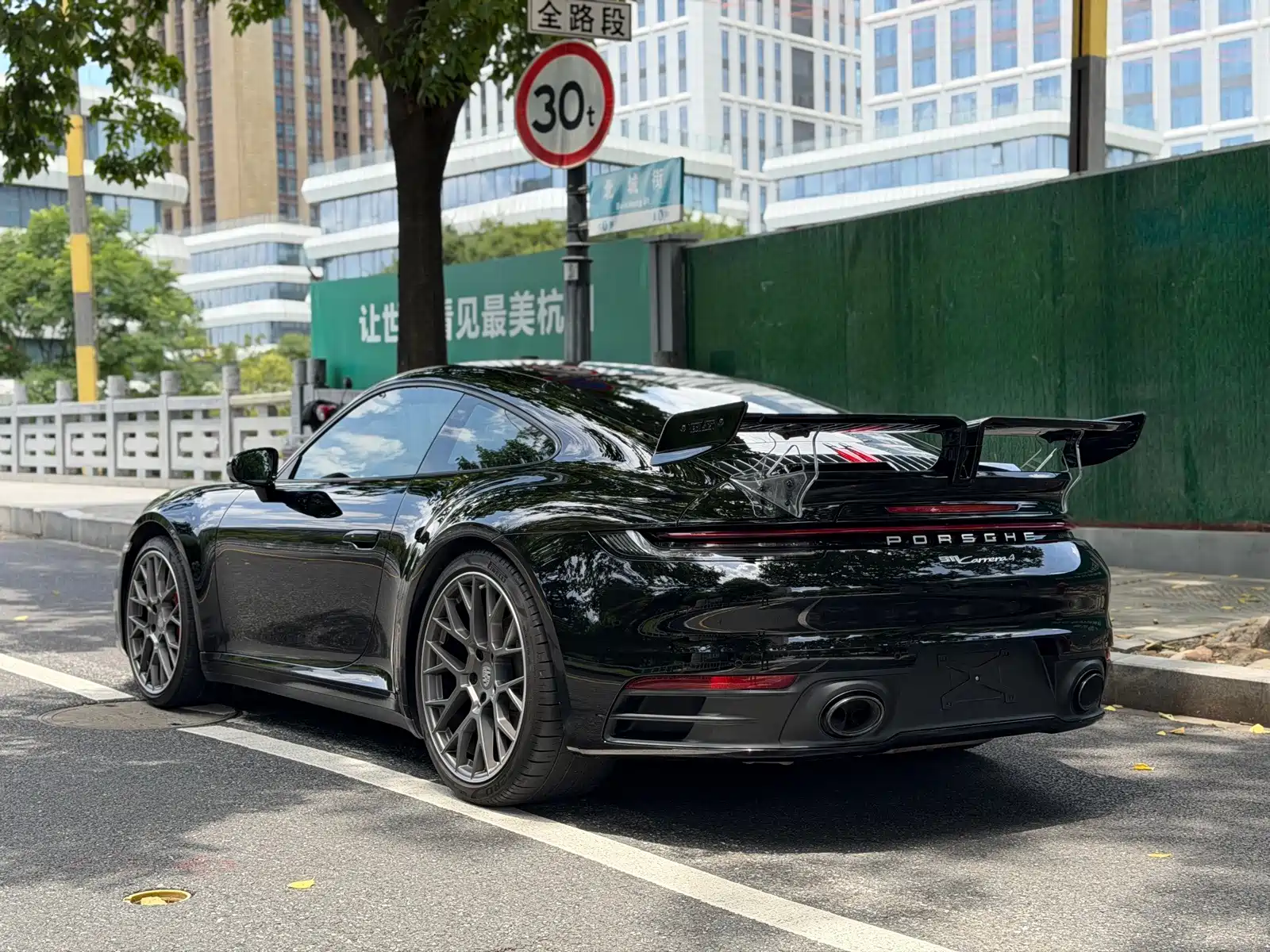 Photo 10 - Porsche 911