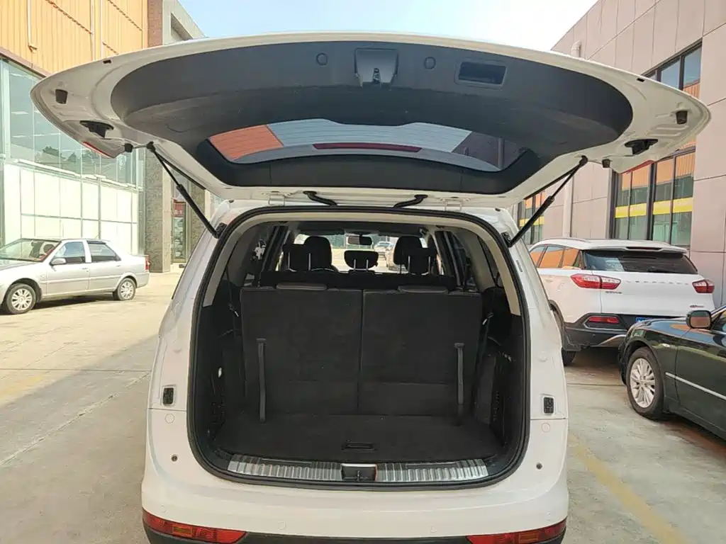 Baojun 730 2022 2021 1.5T CVT Fashion 7-Seater