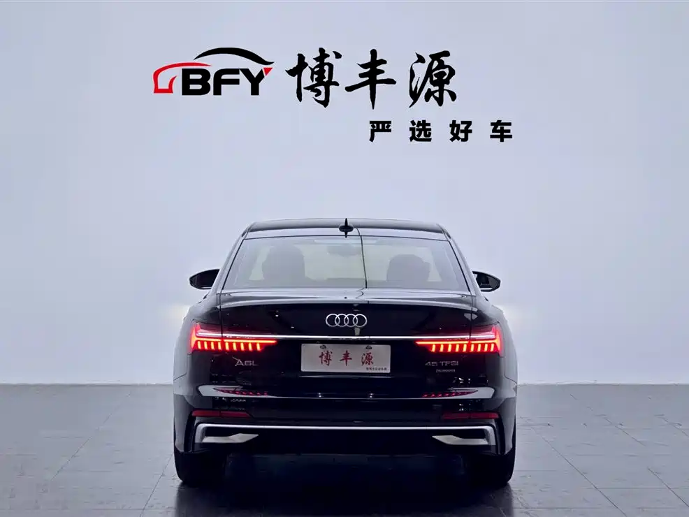 Audi A6L 2019 45 TFSI quattro Exclusive Dynamic фото 4