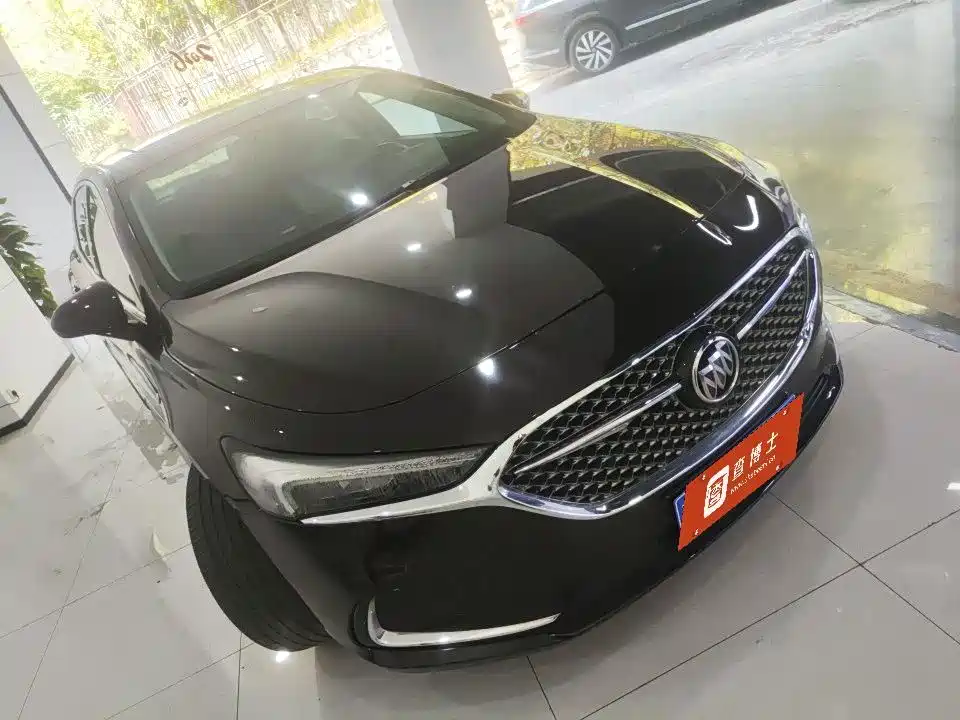 Фото 3 - Buick LaCrosse