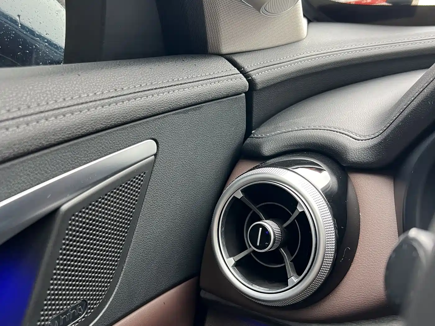 WEI PAI WEI BRAND VV7