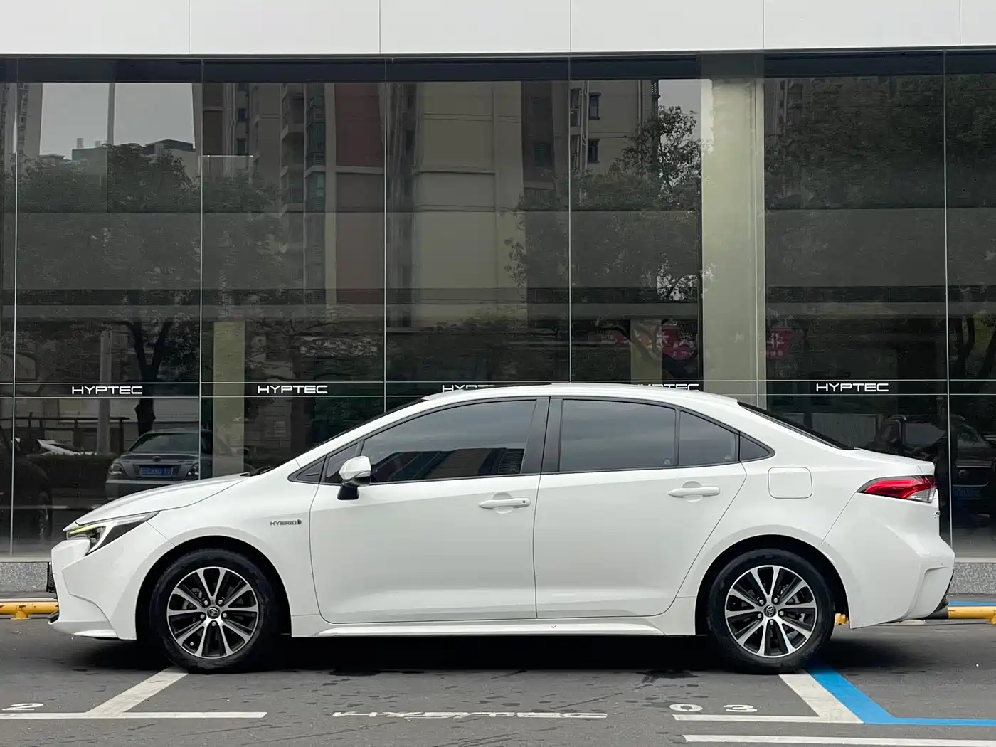 Toyota Levin 2023 Smart Hybrid 1.8L Luxury фото 4