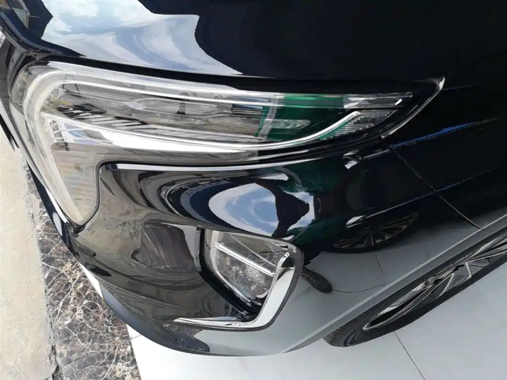 Hongqi HS7 PHEV 2024 2.0T PHEV 4WD Flagship Edition 6-seater фото 24