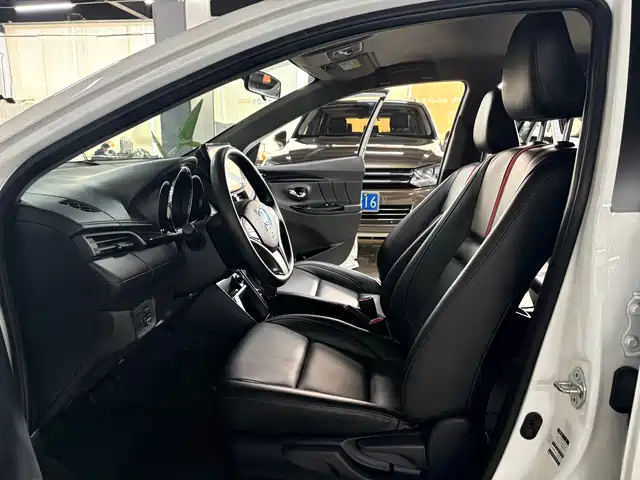 Toyota YARiS L Zhi Xuan 2022 Zhi Xuan X 1.5L CVT Luxury PLUS Edition — фото 4