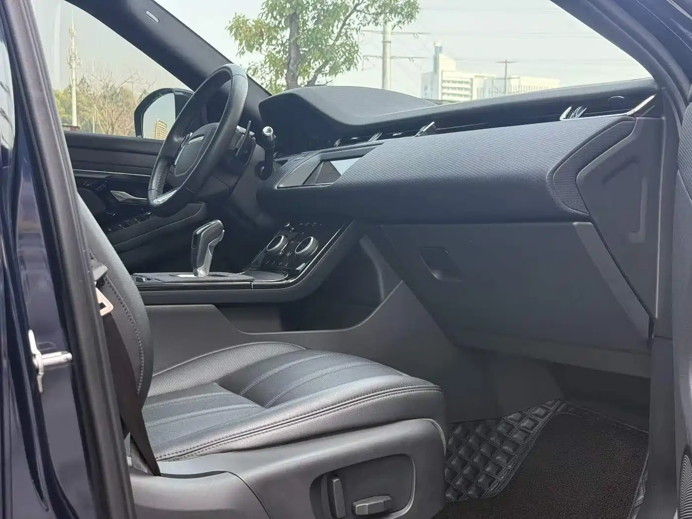 LAND ROVER RANGE ROVER AURORA