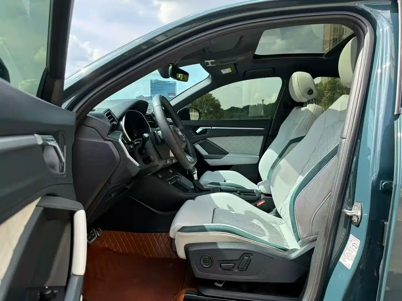 Audi Q3 Sportback 2024 2024 45 TFSI quattro Launch Special Edition