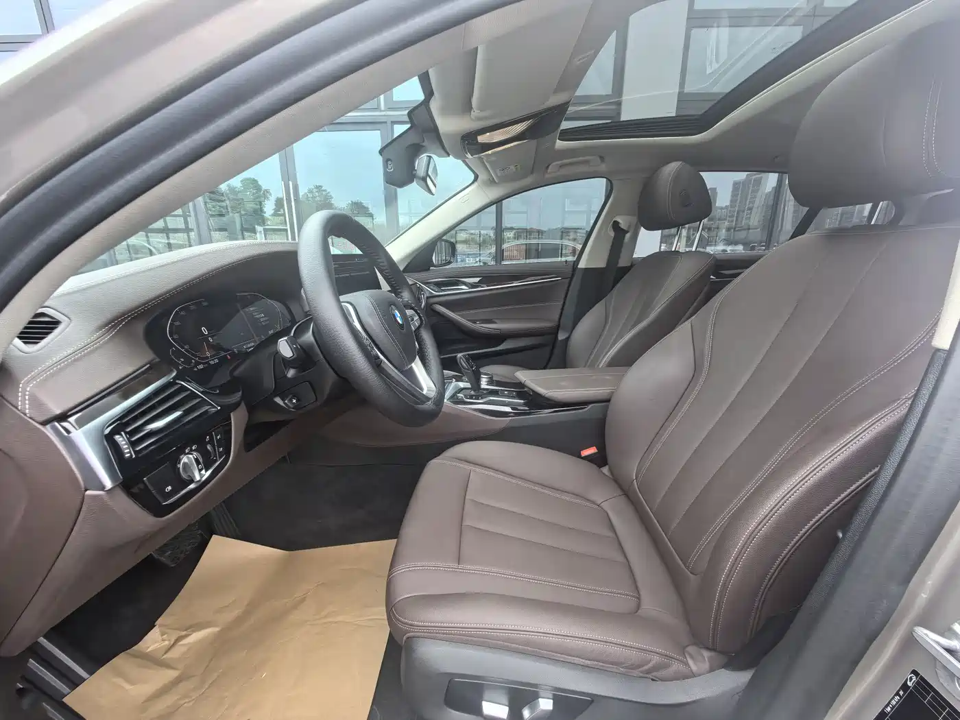 BMW 5 Series 2020 525Li Luxury Package фото 4