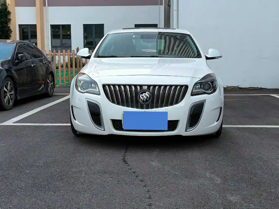 Фото 2 - Buick Regal