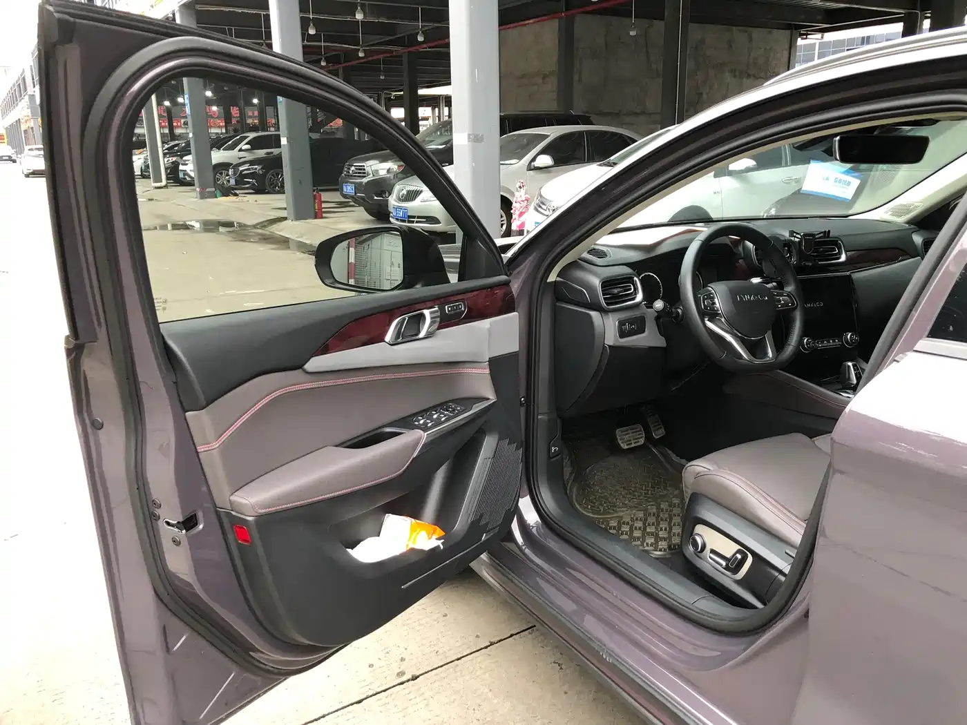Lynk & Co 02 2019 1.5T DCT 2WD Shine Pro Edition China VI фото 8
