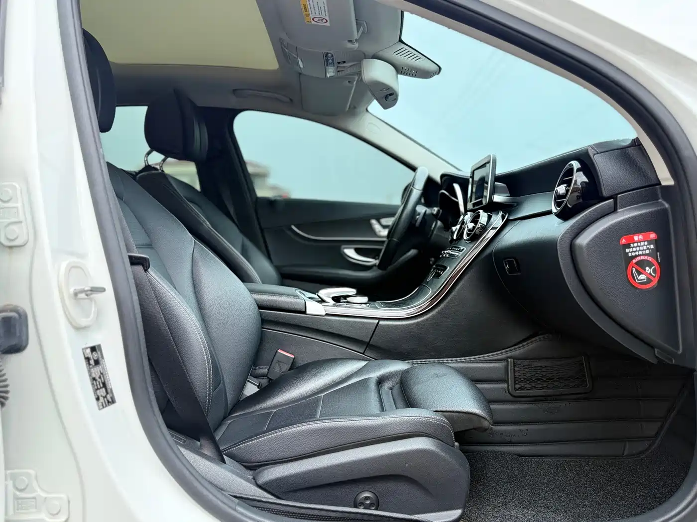 Mercedes-Benz C-Class 2018 C 200 L Sport Edition фото 12