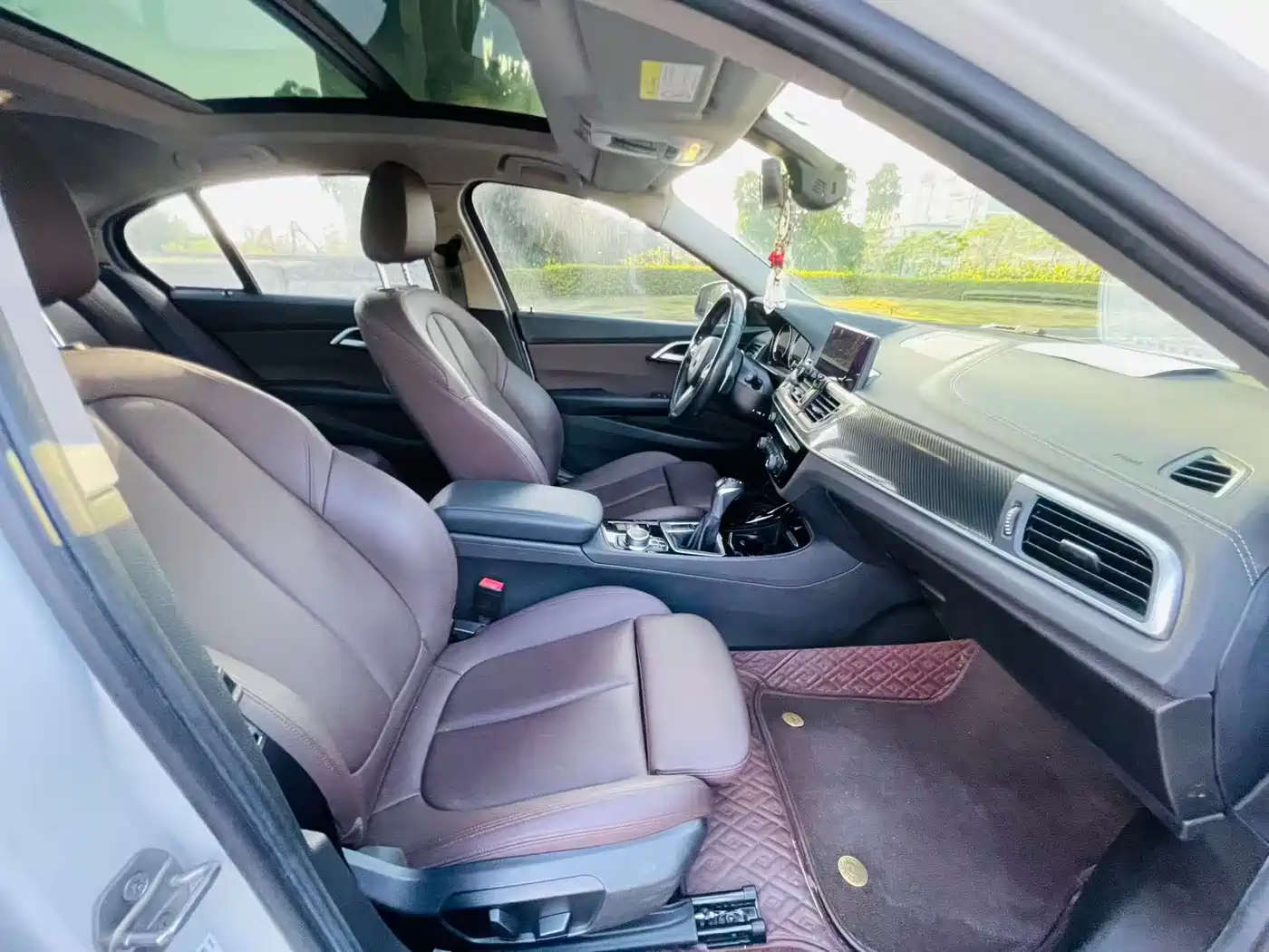 BMW 1 Series 2019 120i Leading M Sport Package фото 10