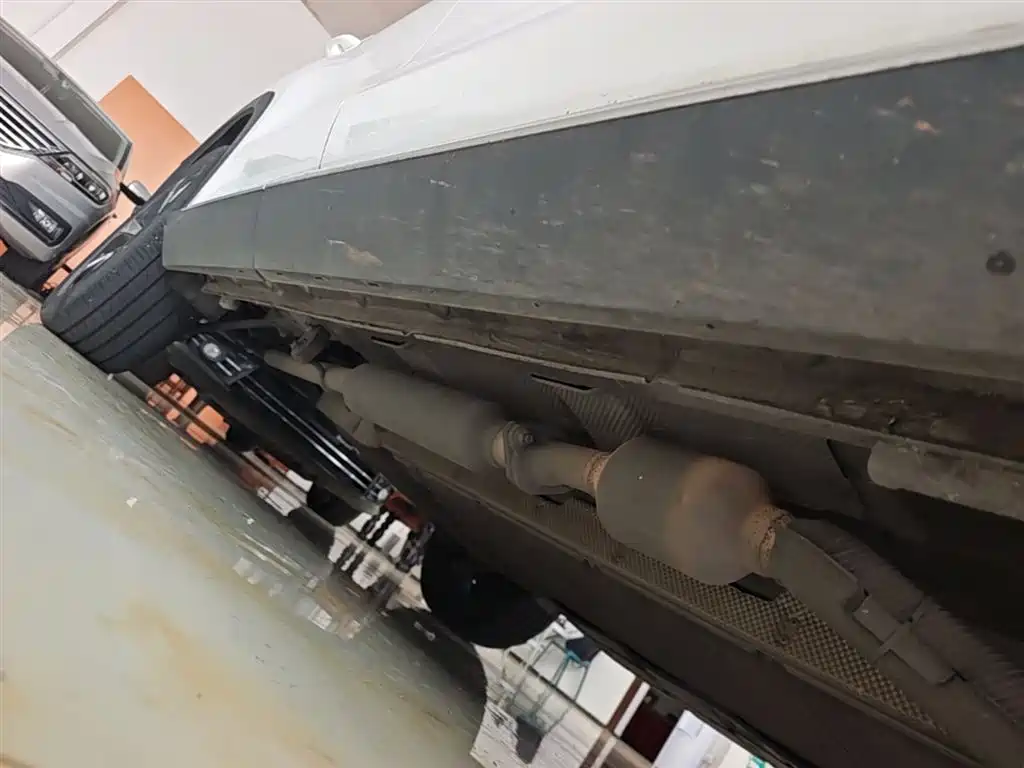 BYD Song PLUS PHEV 2021 DM-i 51KM Honor фото 20