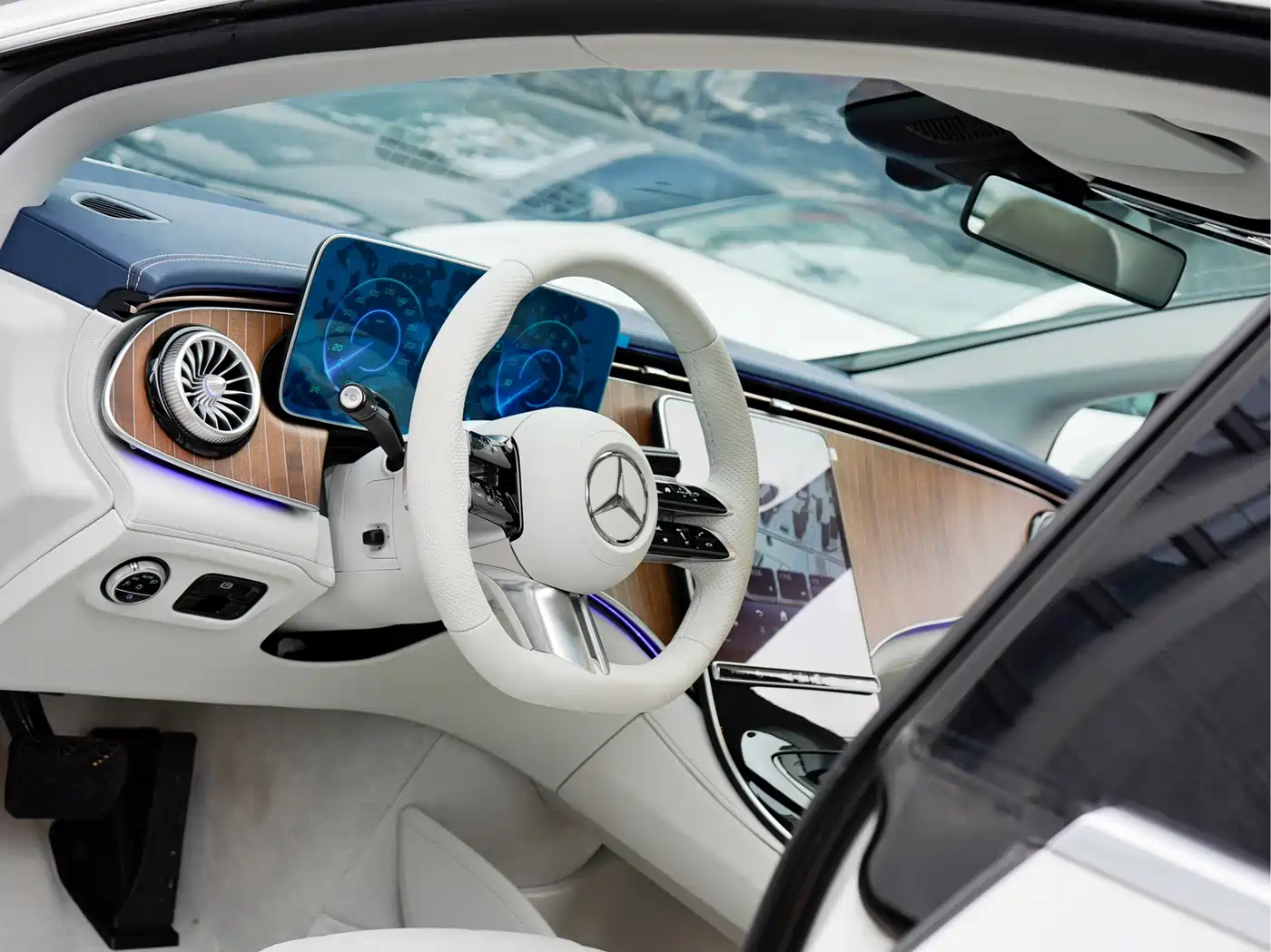 Mercedes-Benz EQE 2025 500 4MATIC Pioneer фото 11