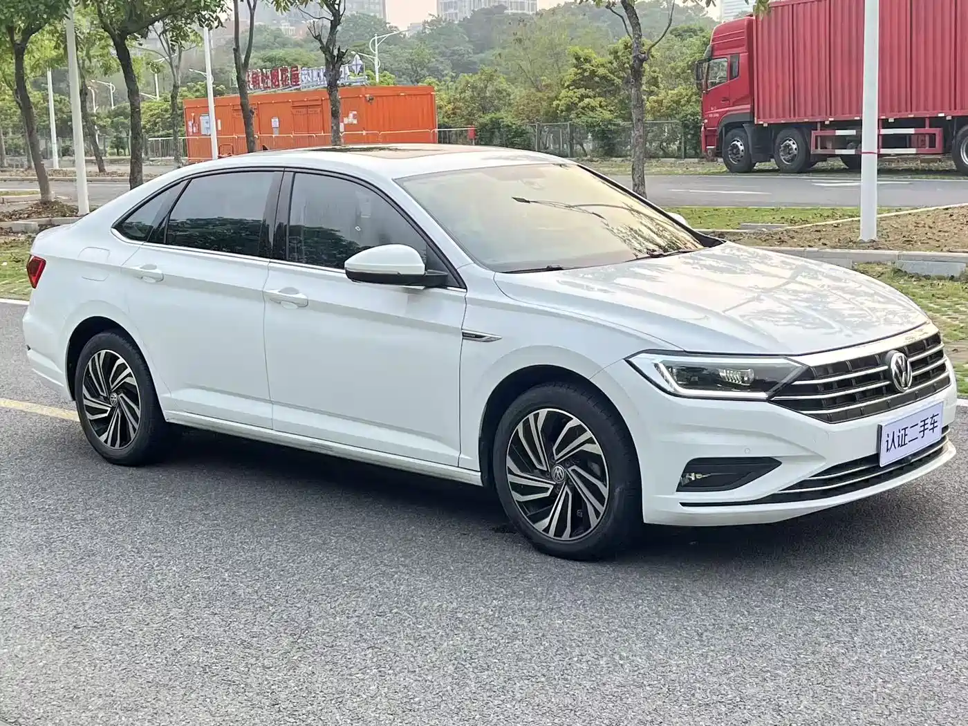 Volkswagen Sagitar 2021 200TSI DSG Comfort Smart Edition фото 3