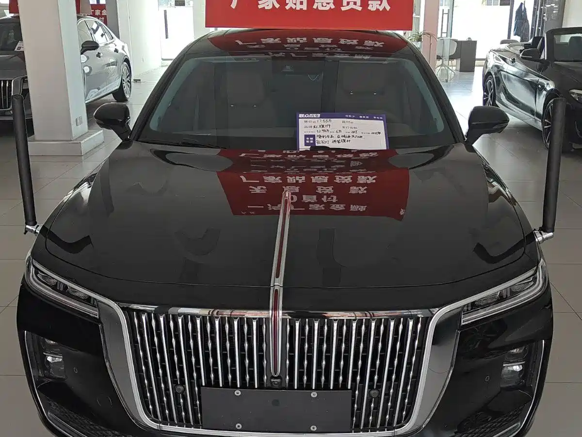 Hongqi H9 2022 2.0T Smart Connect Flag Enjoy Edition фото 2