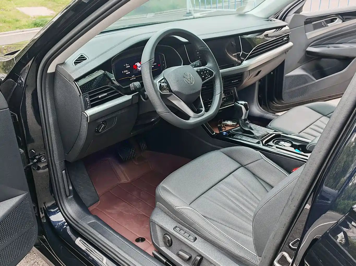 Volkswagen Passat 2024 Model 380TSI Starlight Elite фото 10