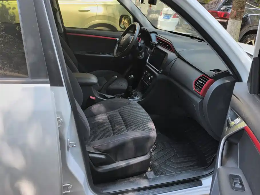 Chery Tiggo 3 2017 2016 1.6L Manual Trend Edition