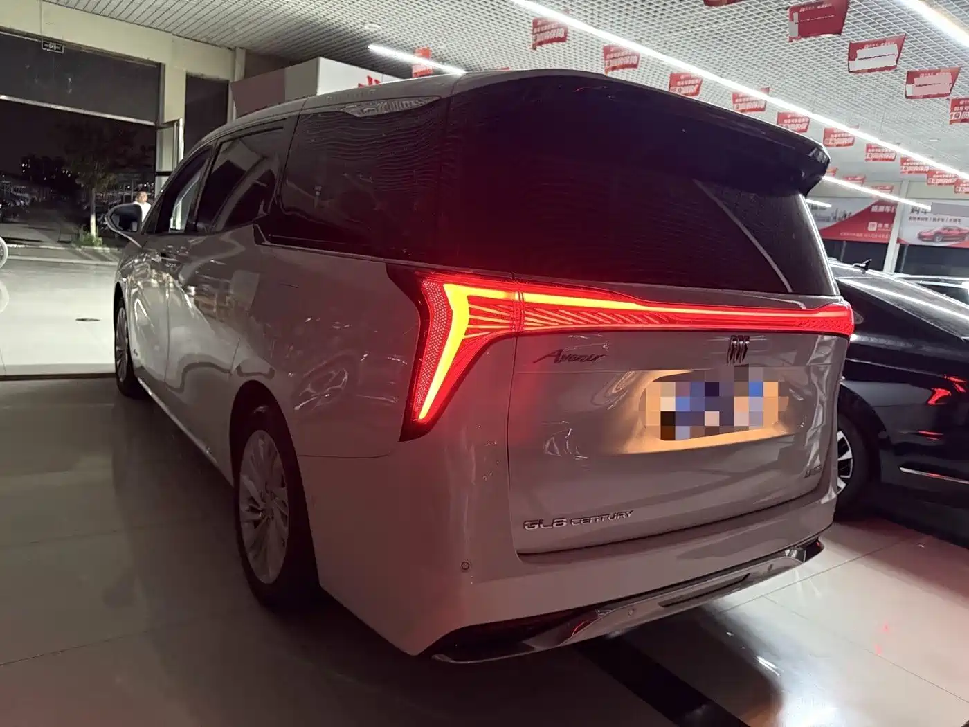 Buick Century 2025 2025 2.0T 7-Seater World Edition