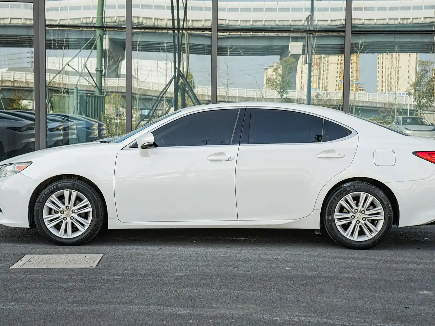 Lexus ES 2013 250 Elite Edition фото 7