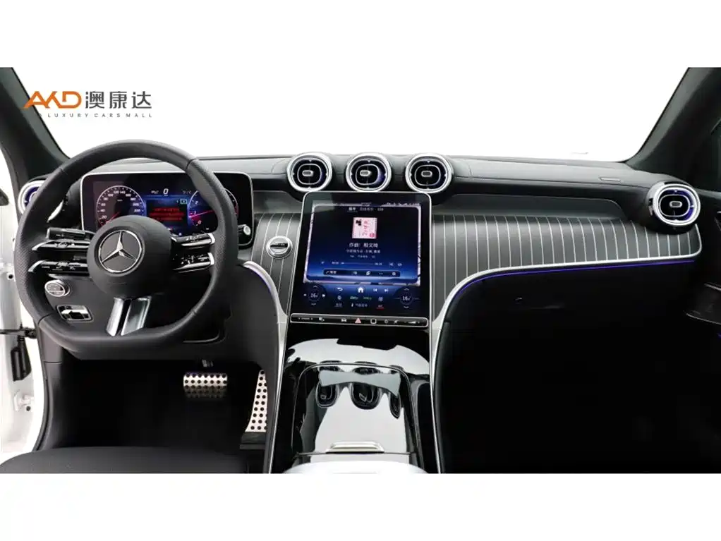 Mercedes-Benz GLC Coupe 2024 Model GLC 300 4MATIC Coupe SUV фото 5
