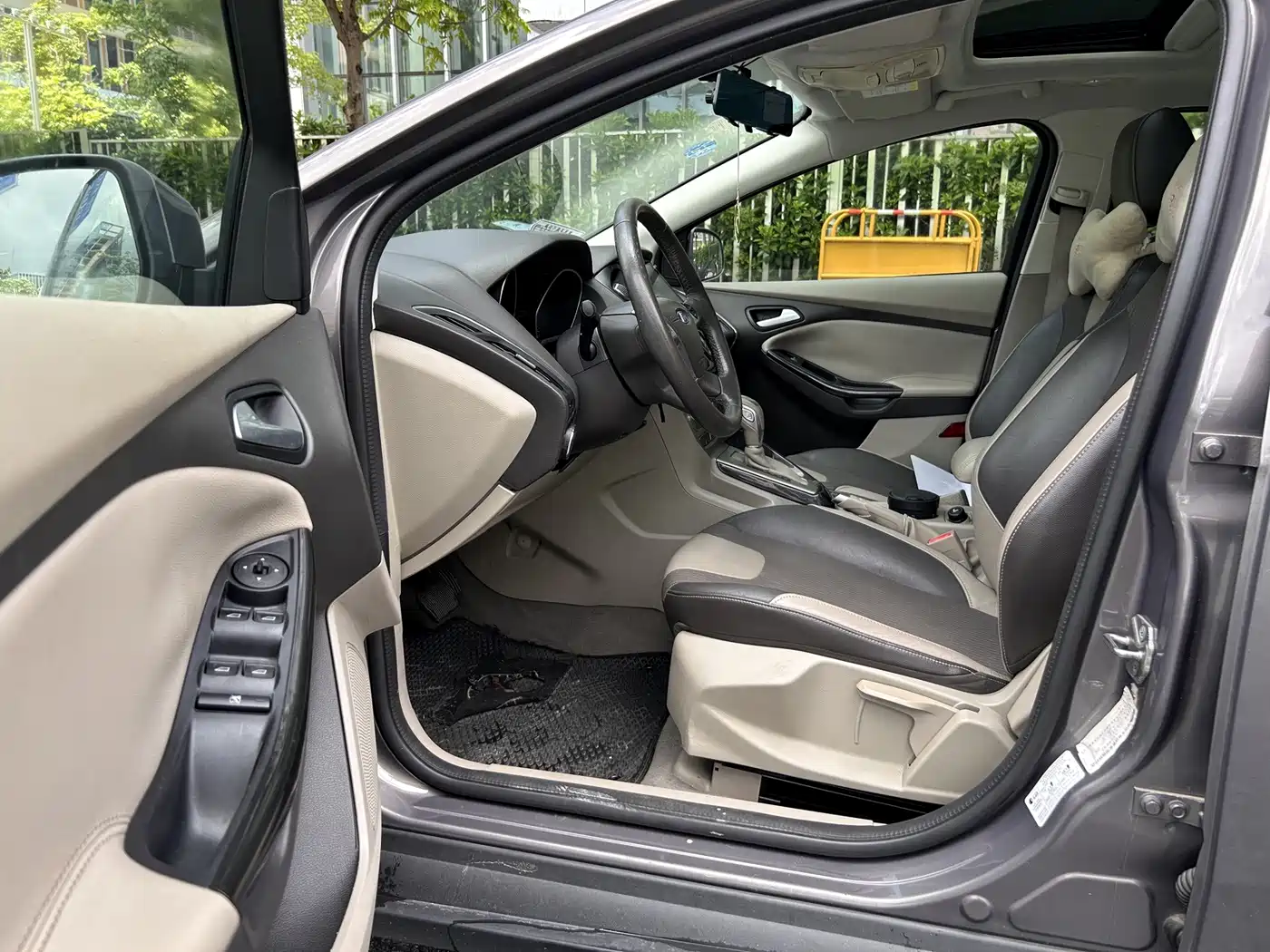 Ford Focus 2014 2012 Sedan 1.6L Automatic Comfort