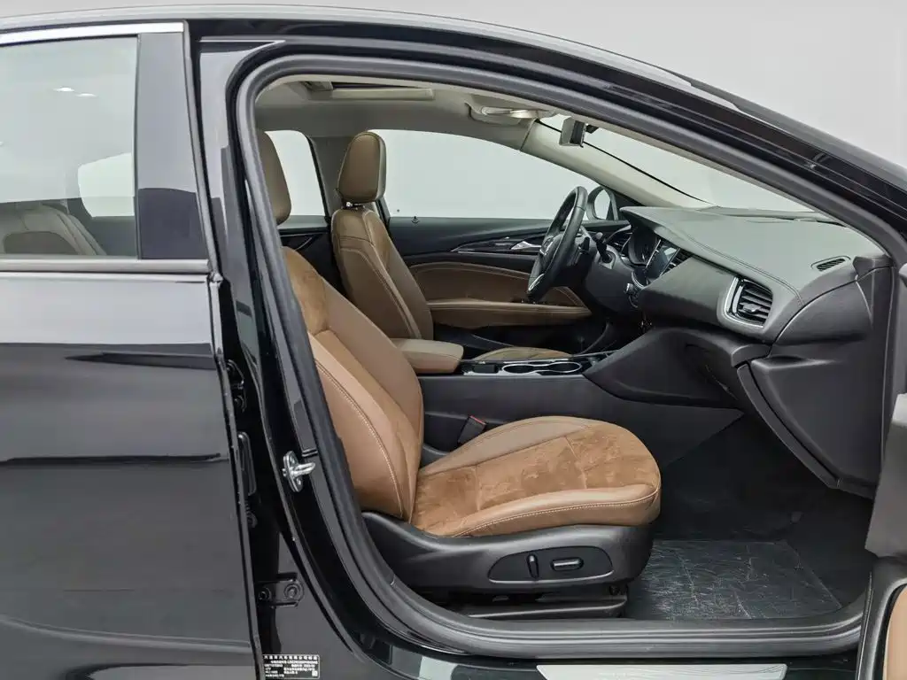 Фото 23 - Buick Regal