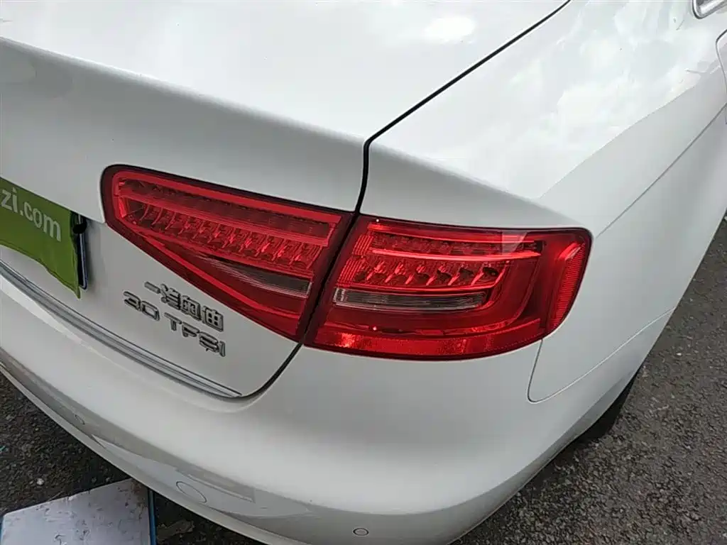 Audi A4L 2016 30 TFSI Collector's Edition Automatic Comfort фото 8