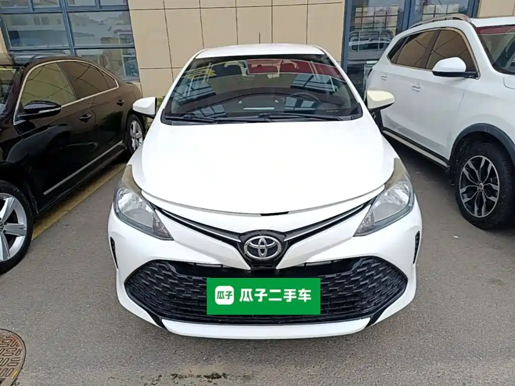Toyota Vios FS 2017 1.5L CVT Fengchi Edition фото 3