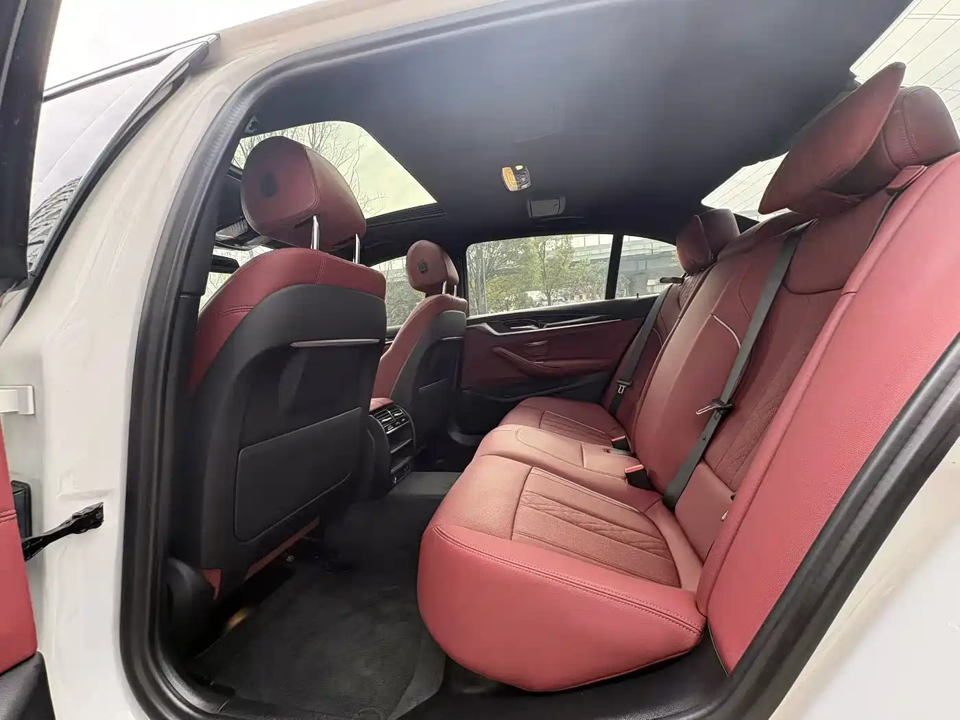 BMW 5 Series 2022 525Li M Sport Package фото 5