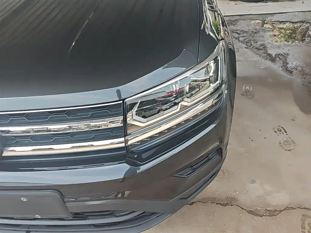 Volkswagen Tharu 2019 280TSI 2WD Luxury Edition China V фото 24