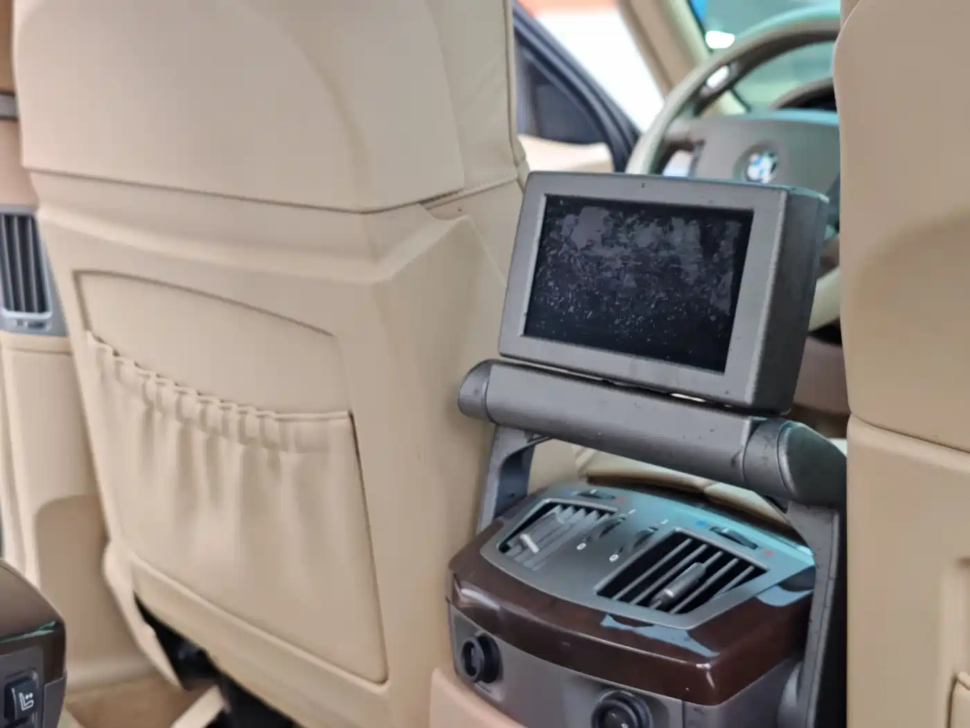 BMW 7 Series 2005 Model 740Li фото 20