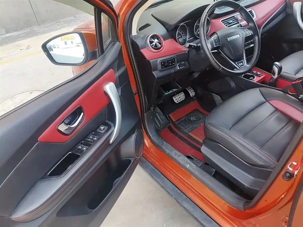 Haval H1 2016 Blue Label 1.5L AMT Urban фото 16