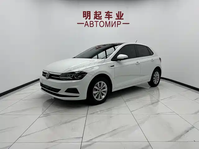 Фотография VOLKSWAGEN POLO