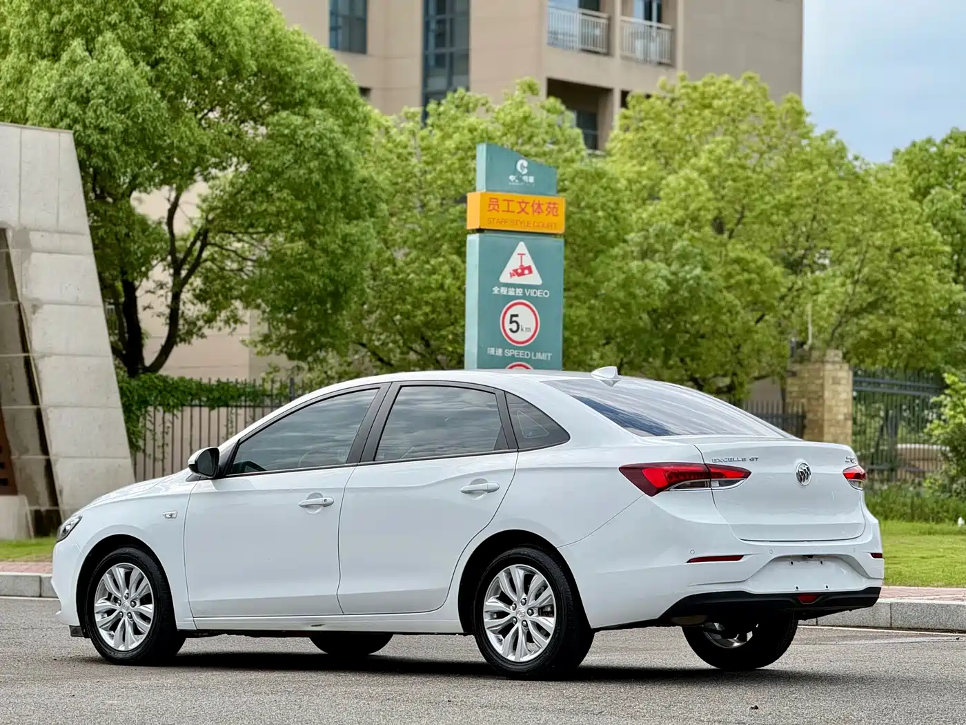 Buick Excelle 2021 Facelift Exemplar 1.5L Auto Elite фото 7
