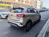 Фото 5 - Geely Vision X3