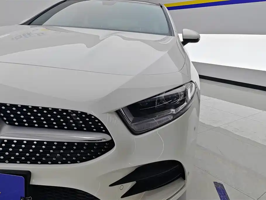 Mercedes-Benz A-Class 2020 Second Facelift A 180 L Sport Sedan фото 5