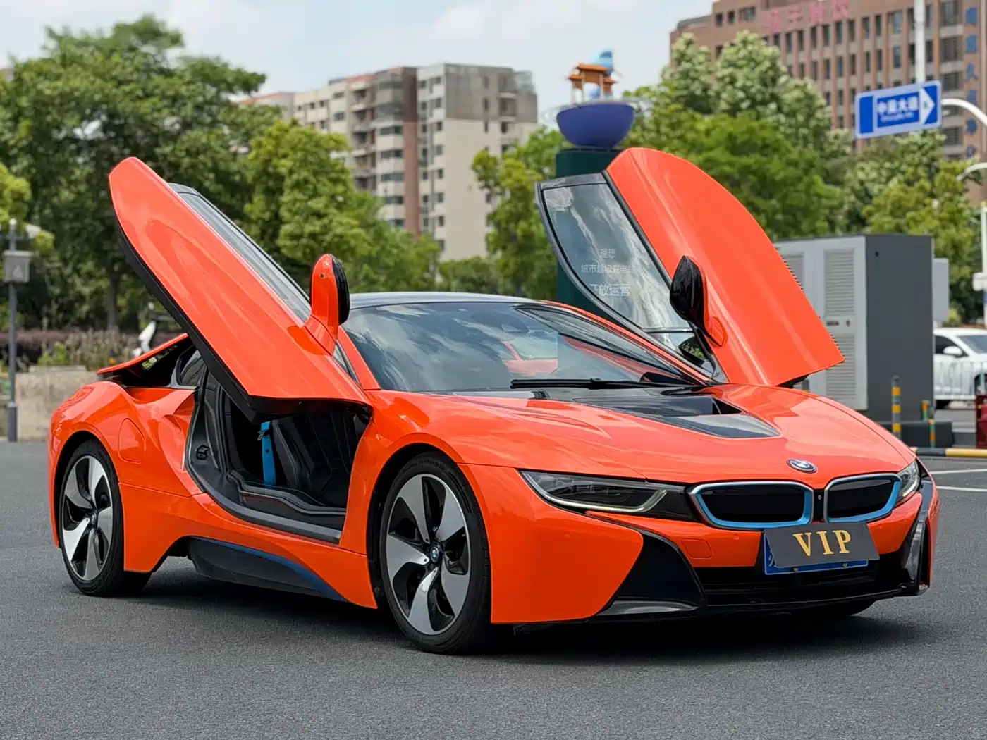 BMW i8 2014 Standard фото 2